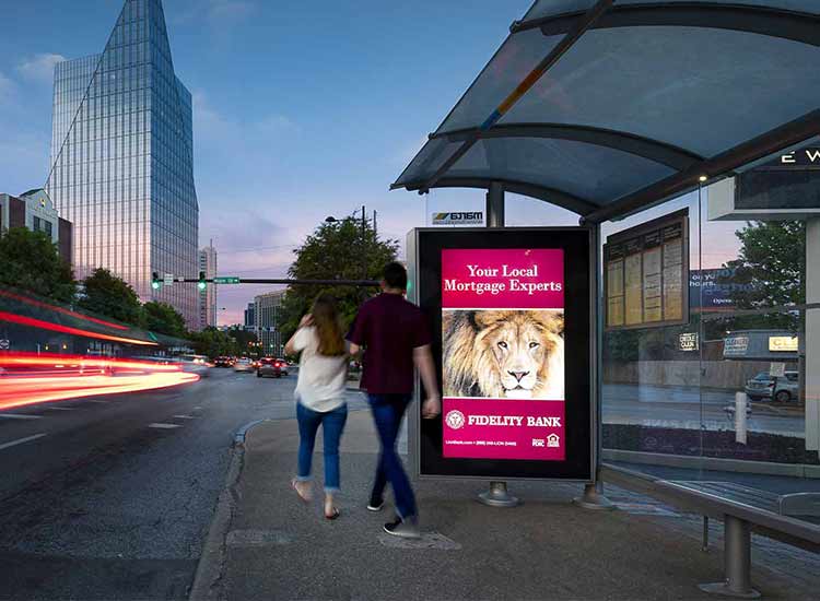 Why is outdoor advertising screen an effective access channel for display advertising