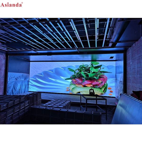 Indoor small pitch LED video wall